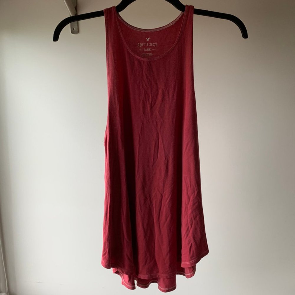 Soft & Sexy Flowy Women's Tank Top - Red =